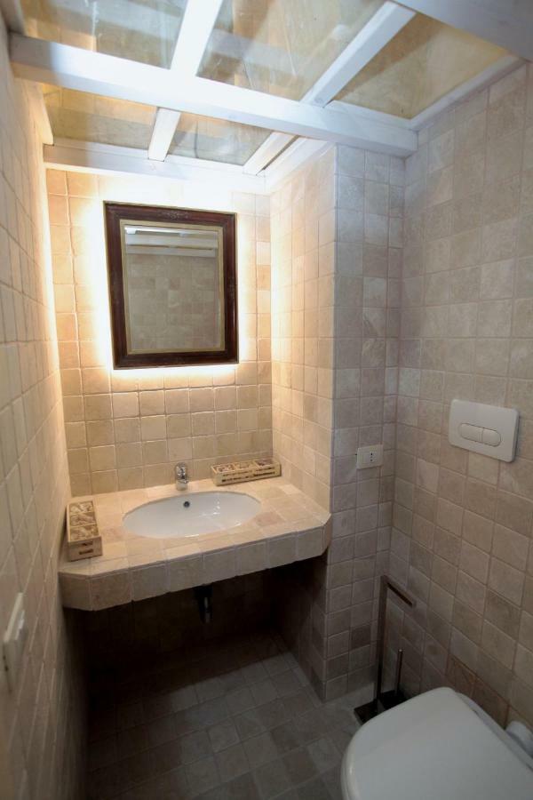 B&B Palazzo Gorgoni Lecce Eksteriør bilde